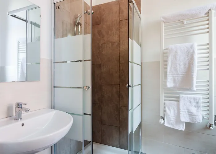 Bentivogli By Lesdomus