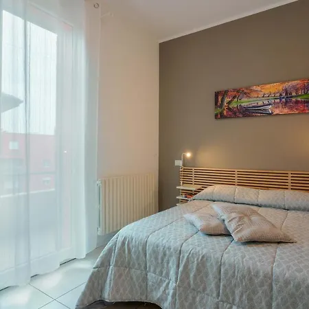 Bentivogli By Lesdomus - Fronte Ospedale Sant'orsola Guest house