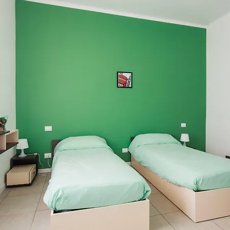 Гостевой дом Bentivogli By Lesdomus - Fronte Ospedale Sant'orsola Болонья