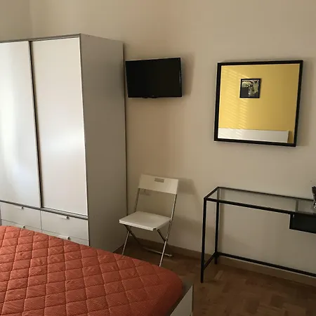Bentivogli By Lesdomus - Fronte Ospedale Sant'orsola 3* Болонья