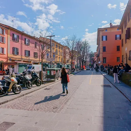 Bentivogli By Lesdomus - Fronte Ospedale Sant'orsola 3* Bolonha