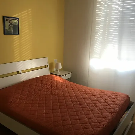 Bentivogli By Lesdomus - Fronte Ospedale Sant'orsola Гостевой дом Болонья